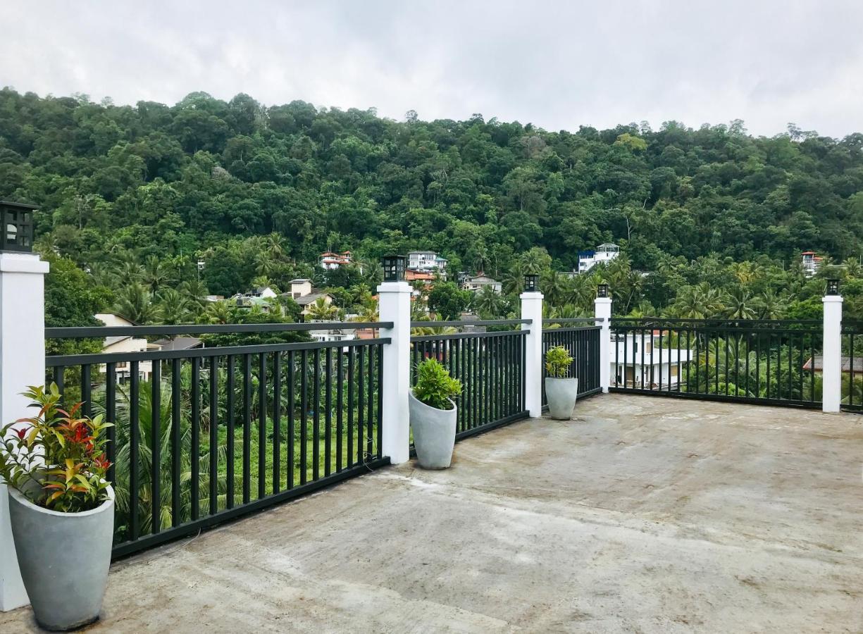 Hotel Tranquil Quarter Kandy Exterior foto
